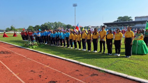 เทศบาลนครแม่สอด ร่วมพิธีเปิดการแข่งขันกีฬา-กรีฑาโรงเรียนเทศบาลวัดชุมพลคีรี ประจำปีการศึกษา 2567