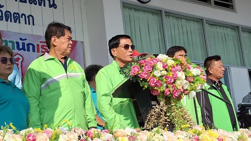 เทศบาลนครแม่สอด ร่วมพิธีเปิดการแข่งขันกีฬา-กรีฑาโรงเรียนเทศบาลวัดชุมพลคีรี ประจำปีการศึกษา 2567