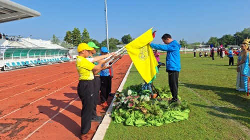 เทศบาลนครแม่สอด ร่วมพิธีเปิดการแข่งขันกีฬา-กรีฑาโรงเรียนเทศบาลวัดชุมพลคีรี ประจำปีการศึกษา 2567