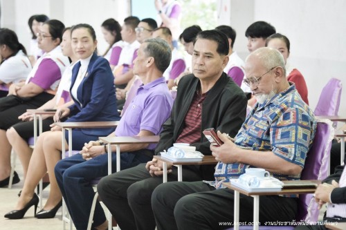 ทน.แม่สอด ร่วมประชุมผู้ปกครองนักเรียน โรงเรียนเทศบาลเฉลิมพระเกียรติฯ ครั้งที่ 2 ประจำปีการศึกษา 2567 