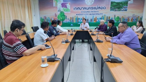 ทน.แม่สอด ประชุมหารือแก้ไขปัญหาการปรับโครงสร้างวางท่อประปาในเขตพื้นที่เทศบาลนครแม่สอด ร่วมกับการประปาส่วนภูมิภาคสาขาแม่สอด