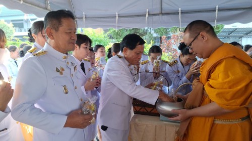 ทน.แม่สอด เข้าร่วมกิจกรรมเนื่องในวันคล้ายวันพระบรมราชสมภพ พระบาทสมเด็จพระบรมชนกาธิเบศร มหาภูมิพลอดุลยเดชมหาราช บรมนาถบพิตร วันชาติ และวันพ่อแห่งชาติ 5 ธันวาคม 2567