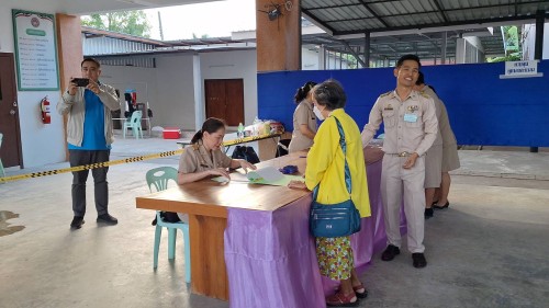 ทน.แม่สอด ร่วมลงพื้นที่ตรวจเยี่ยมหน่วยเลือกตั้ง  การเลือกตั้งนายกองค์การบริหารส่วนจังหวัดตาก