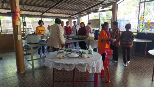 เทศบาลนครแม่สอด ร่วมกิจกรรมผู้สูงอายุชุมชนสักทอง ประจำเดือน ธันวาคม 2567	