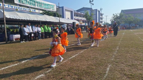 เทศบาลนครแม่สอด เข้าร่วมพิธีเปิดการแข่งขันกีฬาสี โรงเรียนเทศบาลวัดบุญญาวาส ประจำปี 2567 	