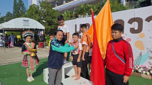 เทศบาลนครแม่สอด เข้าร่วมพิธีเปิดการแข่งขันกีฬาสี โรงเรียนเทศบาลวัดบุญญาวาส ประจำปี 2567 	