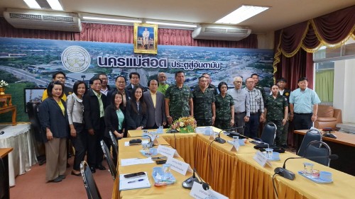 เทศบาลนครแม่สอด ร่วมต้อนรับคณะดูงานจาก กรมกิจการชายแดนทหารกองบัญชาการกองทัพไทย