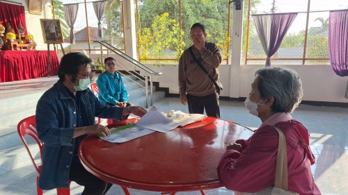 เทศบาลนครแม่สอด ลงพื้นที่มอบเบี้ยยังชีพให้แก่ผู้สูงอายุและผู้พิการ ประจำเดือน มกราคม 2568
