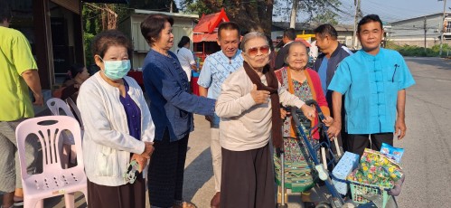 เทศบาลนครแม่สอด ลงพื้นที่มอบเบี้ยยังชีพให้แก่ผู้สูงอายุและผู้พิการ ประจำเดือน มกราคม 2568