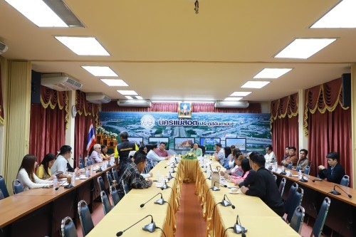 ทน.แม่สอด ร่วมต้อนรับคณะศึกษาดูงานจากกองทุนหลักประกันสุขภาพในระดับท้องถิ่นเทศบาลตำบลหน้าพระลาน จังหวัดสระบุรี