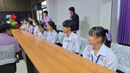 ทน.แม่สอด ร่วมต้อนรับคณะกรรมการประเมินคุณภาพภายนอก ระดับการศึกษาขั้นพื้นฐาน (สมศ.) โรงเรียนเทศบาลเฉลิมพระเกียรติสมเด็จพระเทพรัตนราชสุดาฯ สยามบรมราชกุมารี