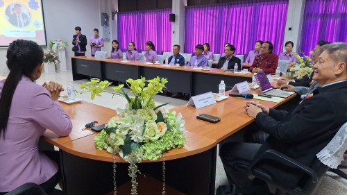 ทน.แม่สอด ร่วมต้อนรับคณะกรรมการประเมินคุณภาพภายนอก ระดับการศึกษาขั้นพื้นฐาน (สมศ.) โรงเรียนเทศบาลเฉลิมพระเกียรติสมเด็จพระเทพรัตนราชสุดาฯ สยามบรมราชกุมารี