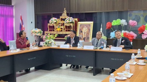 ทน.แม่สอด ร่วมต้อนรับคณะกรรมการประเมินคุณภาพภายนอก ระดับการศึกษาขั้นพื้นฐาน (สมศ.) โรงเรียนเทศบาลเฉลิมพระเกียรติสมเด็จพระเทพรัตนราชสุดาฯ สยามบรมราชกุมารี