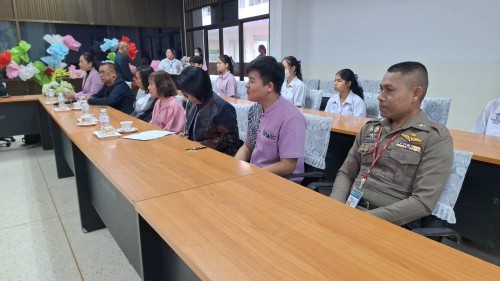 ทน.แม่สอด ร่วมต้อนรับคณะกรรมการประเมินคุณภาพภายนอก ระดับการศึกษาขั้นพื้นฐาน (สมศ.) โรงเรียนเทศบาลเฉลิมพระเกียรติสมเด็จพระเทพรัตนราชสุดาฯ สยามบรมราชกุมารี