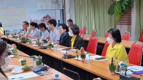 ทน.แม่สอด เข้าร่วมการประชุมคณะกรรมการชมรมผู้สูงอายุเทศบาลนครแม่สอด