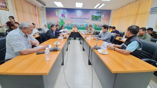 เทศบาลนครแม่สอด ประชุมหารือแนวทางการแก้ไขปัญหารถจักรยานไฟฟ้า ครั้งที่ 1/2568