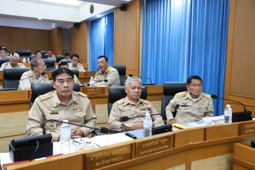 สภาเทศบาลนครแม่สอด ประชุมสภาเทศบาลนครแม่สอด สมัยสามัญ  สมัยแรก ประจำปี 2568