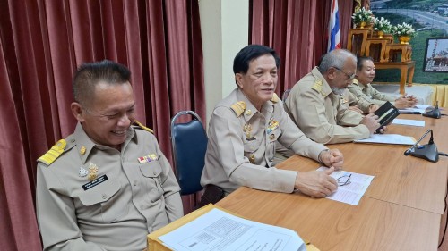 ทน.แม่สอด เข้าร่วมการประชุมชี้แจงแนวทางการดำเนินโครงการจัดทำคาร์บอนฟุตพริ้นท์ องค์กรปกครองส่วนท้องถิ่น เทศบาลนครแม่สอด ประจำปีงบประมาณ พ.ศ. 2568