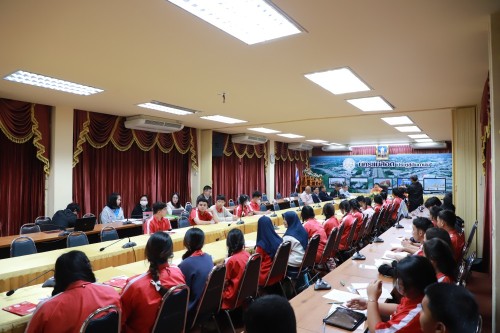 เทศบาลนครแม่สอด ให้การต้อนรับคณะศึกษาดูงานจากโรงเรียนภัทรวิทยา