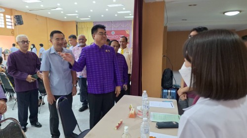 เทศบาลนครแม่สอด ร่วมพิธีเปิดโครงการของขวัญปีใหม่ 2568 เพื่อคนไทยสุขภาพดีถ้วนหน้า