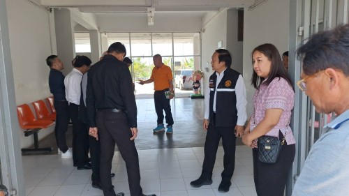 ทน.แม่สอด ลงพื้นที่สำรวจสนามกีฬา 5 อำเภอชายแดน (นานาชาติ) ดำเนินการปรับปรุงซ่อมแซม