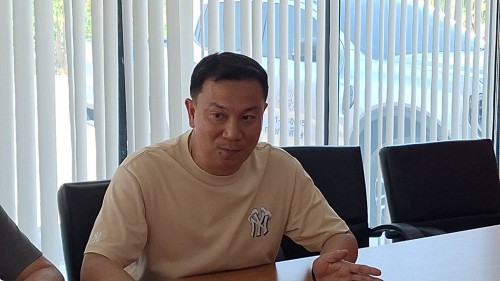 ทน.แม่สอด ลงพื้นที่สำรวจสนามกีฬา 5 อำเภอชายแดน (นานาชาติ) ดำเนินการปรับปรุงซ่อมแซม