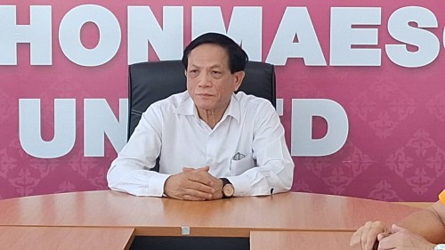 ทน.แม่สอด ลงพื้นที่สำรวจสนามกีฬา 5 อำเภอชายแดน (นานาชาติ) ดำเนินการปรับปรุงซ่อมแซม