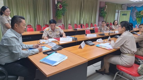 ทน.แม่สอด ประชุมคณะกรรมการสอบคัดเลือกเพื่อแต่งตั้งพนักงานเทศบาลให้ดำรงตำแหน่งต่างสายงาน ตำแหน่ง นักทรัพยากรบุคคล ระดับปฏิบัติการ ครั้งที่ 2/2568