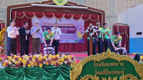 เทศบาลนครแม่สอด ร่วมพิธีเปิด Manee Open House 80 ปี ศักดิ์ศรีมณีไพรสณฑ์ โรงเรียนเทศบาลวัดมณีไพรสณฑ์ ประจำปีการศึกษา 2567