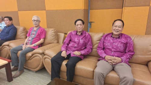 เทศบาลนครแม่สอด เข้าร่วมพิธีเปิดโครงการอบรมพัฒนาการดำเนินงานสุขภาพจิตและจิตเวชเขตเทศบาลเมืองและเทศบาลนคร เขตสุขภาพที่ 2 ปีงบประมาณ 2568