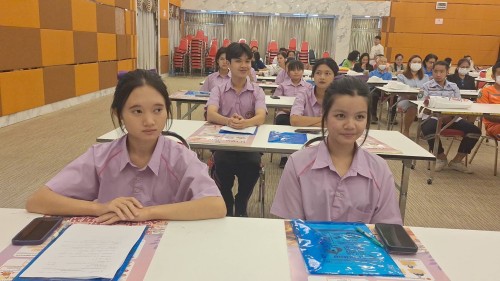 เทศบาลนครแม่สอด เข้าร่วมพิธีเปิดโครงการอบรมพัฒนาการดำเนินงานสุขภาพจิตและจิตเวชเขตเทศบาลเมืองและเทศบาลนคร เขตสุขภาพที่ 2 ปีงบประมาณ 2568