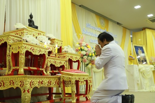 เทศบาลนครแม่สอด จัดพิธีรับพระราชทานเครื่องราชอิสริยาภรณ์ 