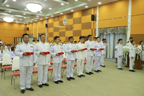 เทศบาลนครแม่สอด จัดพิธีรับพระราชทานเครื่องราชอิสริยาภรณ์ 