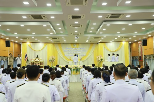 เทศบาลนครแม่สอด จัดพิธีรับพระราชทานเครื่องราชอิสริยาภรณ์ 