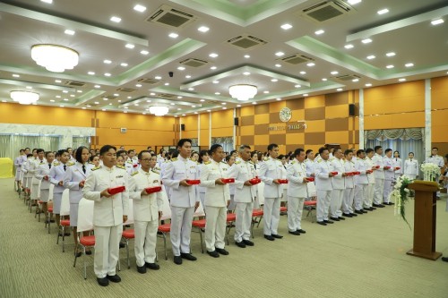 เทศบาลนครแม่สอด จัดพิธีรับพระราชทานเครื่องราชอิสริยาภรณ์ 