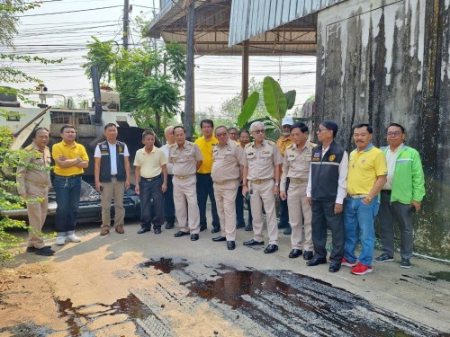 ทน.แม่สอด ลงพื้นที่ดำเนินการตรวจสอบความเรียบร้อย การลาดยางแอสฟัลท์ติก ถนนแม่สอด - อุ้มผาง และเตรียมการลาดยางถนนประสาทวิถี