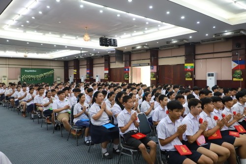 เทศบาลนครแม่สอด ร่วมโครงการปัจฉิมนิเทศนักเรียนที่สำเร็จการศึกษาโรงเรียนในสังกัดเทศบาลนครแม่สอด ประจำปีการศึกษา 2567 (ปีงบประมาณ 2568)