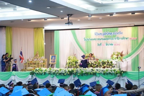 เทศบาลนครแม่สอด จัดพิธีมอบวุฒิบัตรยุวบัณฑิตในสังกัดเทศบาลนครแม่สอด ประจำปีการศึกษา 2567 