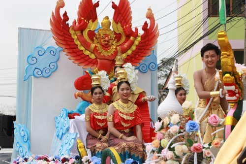 เทศบาลนครแม่สอด จัดโครงการงานประเพณีสงกรานต์ ประจำปี 2568 