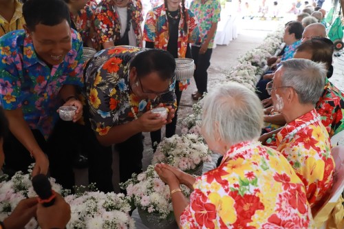 เทศบาลนครแม่สอด จัดโครงการงานประเพณีสงกรานต์ ประจำปี 2568 