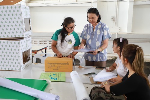 ทน.แม่สอด ส่งมอบหีบเลือกตั้งสมาชิกสภาเทศบาลและนายกเทศมนตรีนครแม่สอด