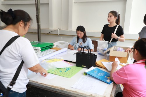 ทน.แม่สอด ส่งมอบหีบเลือกตั้งสมาชิกสภาเทศบาลและนายกเทศมนตรีนครแม่สอด