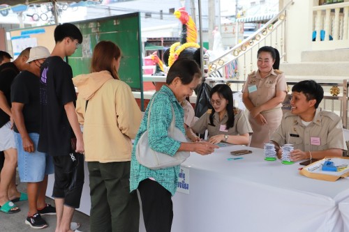 ทน.แม่สอด เข้าตรวจเยี่ยมหน่วยเลือกตั้งสมาชิกสภาเทศบาลและนายกเทศมนตรีนครแม่สอด