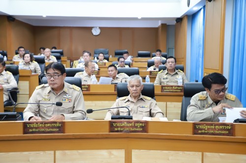 สภาเทศบาลนครแม่สอด ประชุมสภาเทศบาลนครแม่สอด ครั้งแรก