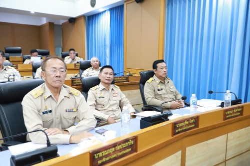 สภาเทศบาลนครแม่สอด ประชุมสภาเทศบาลนครแม่สอด ครั้งแรก