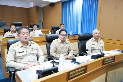 สภาเทศบาลนครแม่สอด ประชุมสภาเทศบาลนครแม่สอด ครั้งแรก