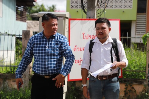 ทน.แม่สอด ลงพื้นที่ตรวจสอบถนนประสาทวิถี เพื่อดำเนินการปรับปรุงแก้ไข ลาดยางแอสฟัลท์ติก