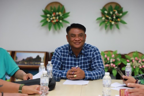 ทน.แม่สอด ร่วมกับสถานีตำรวจภูธรแม่สอด จังหวัดตาก ประชุมหารือการแก้ไขปัญหาการใช้รถจักรยานไฟฟ้า ในเขตพื้นที่เทศบาลนครแม่สอด