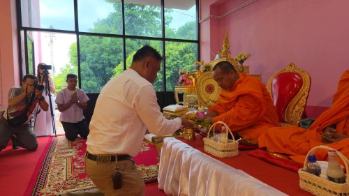 ทน.แม่สอด เข้าร่วมการจัดกิจกรรมหล่อเทียนจำนำพรรษา โรงเรียนเทศบาลวัดดอนแก้ว ประจำปีการศึกษา 2568