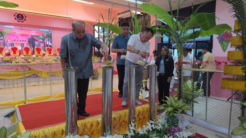 ทน.แม่สอด เข้าร่วมการจัดกิจกรรมหล่อเทียนจำนำพรรษา โรงเรียนเทศบาลวัดดอนแก้ว ประจำปีการศึกษา 2568